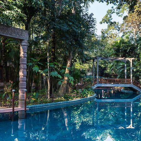 Angkor Village Resort & Spa Siem Reap Exterior photo