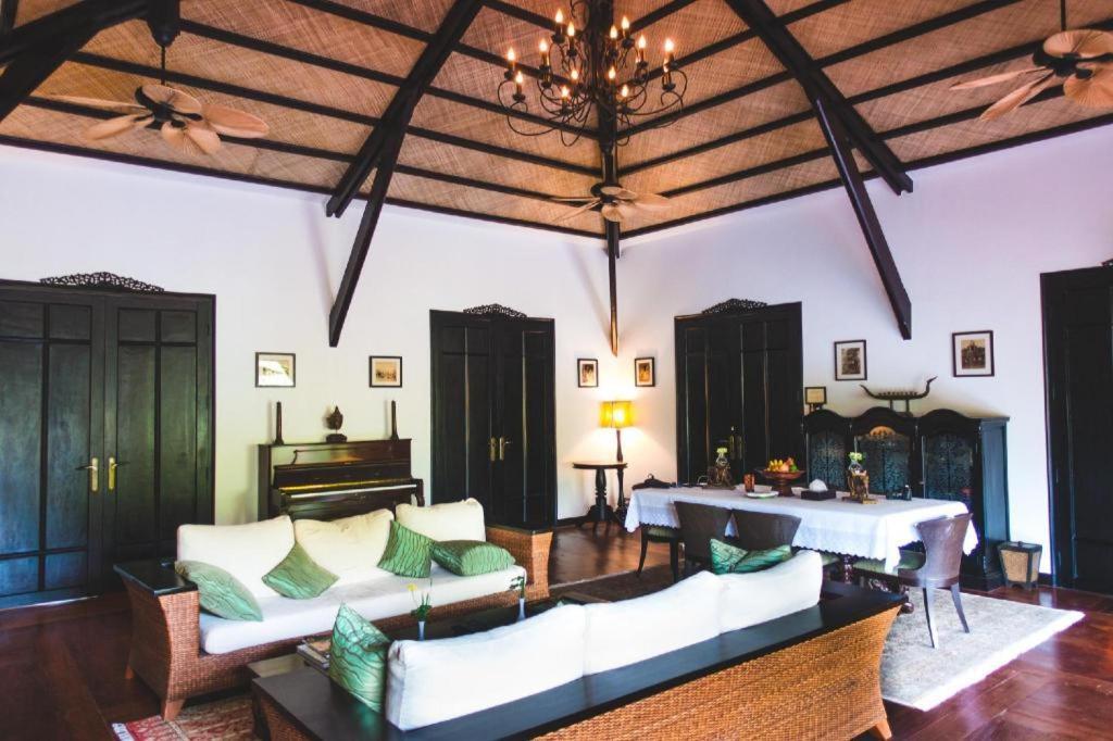 Angkor Village Resort & Spa Siem Reap Exterior photo